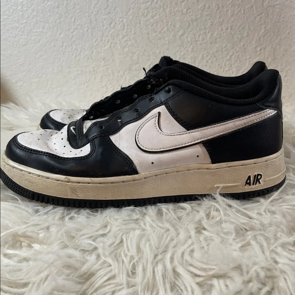 NIKE Air Force 1 LV8 Sneaker Big Kid Size 7Y Black & White - Picture 6 of 10